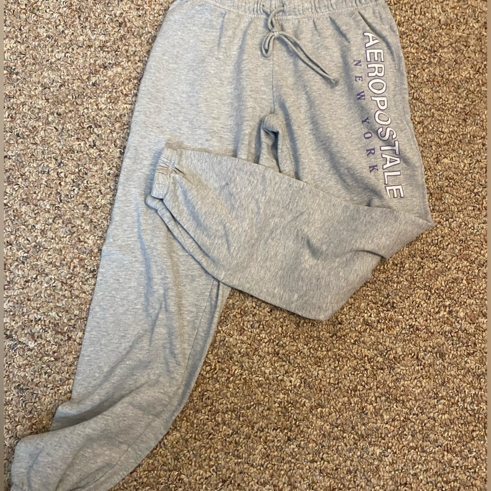 AERO sweatpants